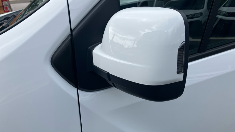 Renault Trafic Swb Diesel SL30 Blue dCi 150 Extra [Safety] Van